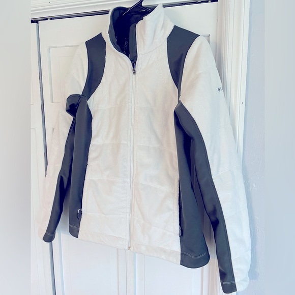 Women’s L Columbia omniheat fleece zip up. - Picture 1 of 4